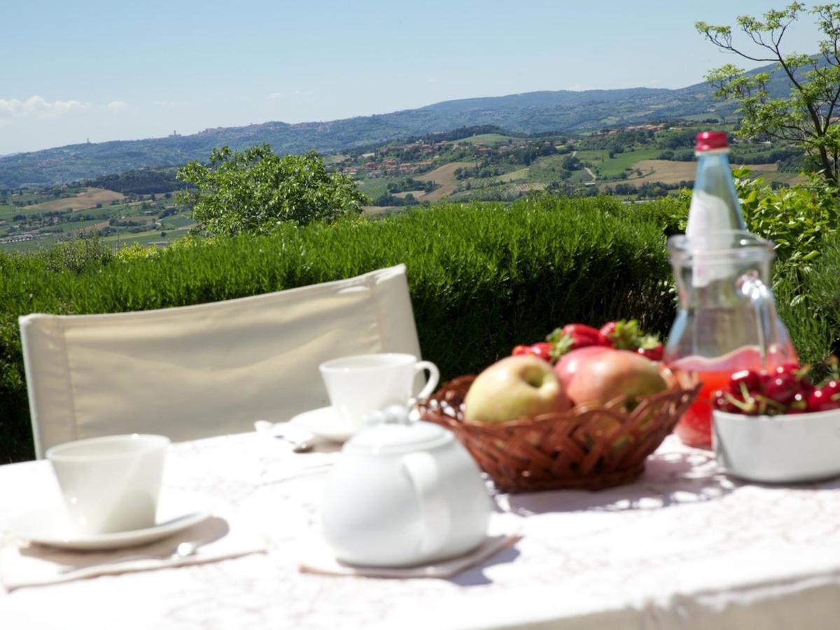 Agriturismo Le Colombe Assise Chambre photo