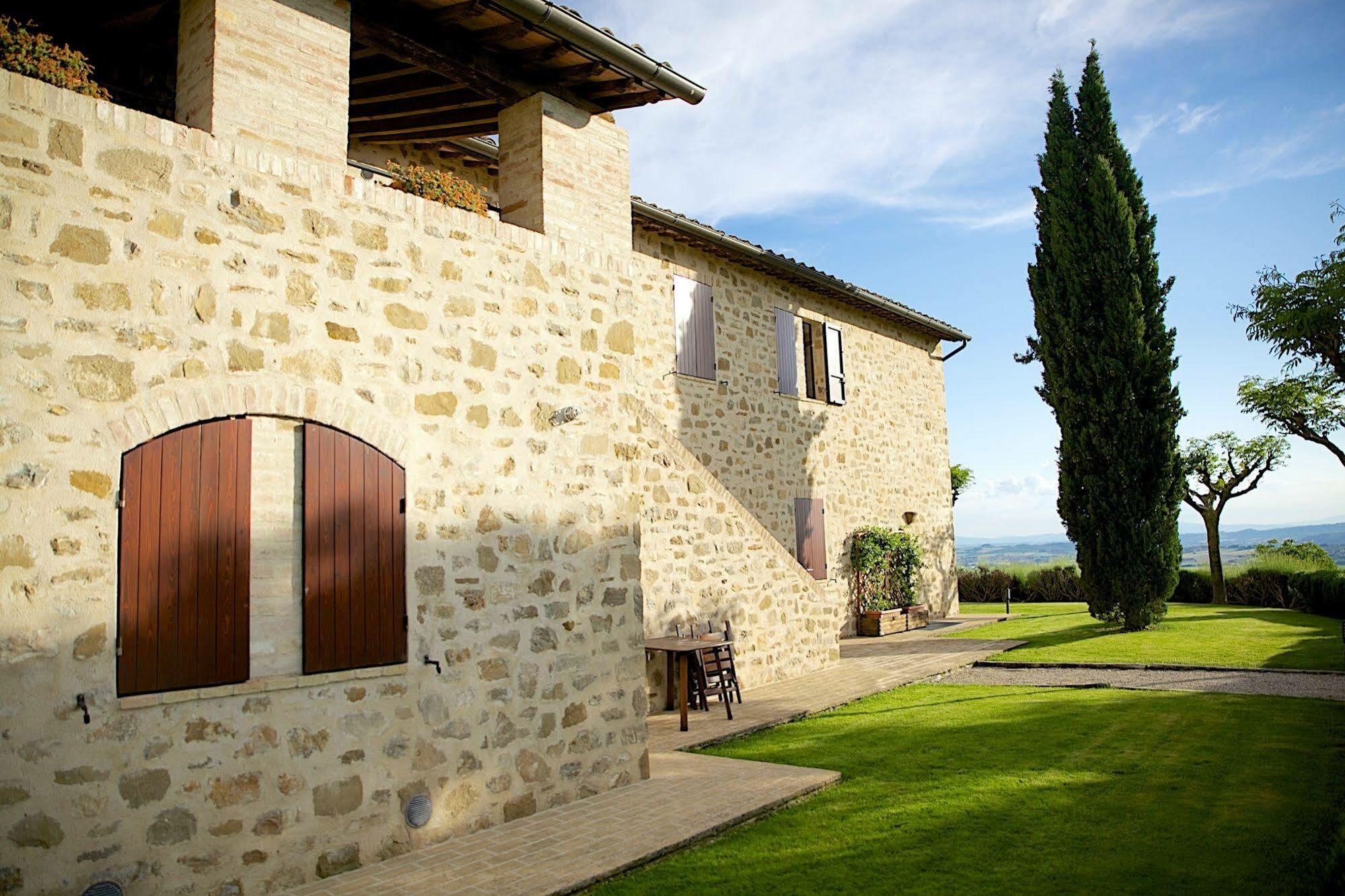 Agriturismo Le Colombe Assise Extérieur photo