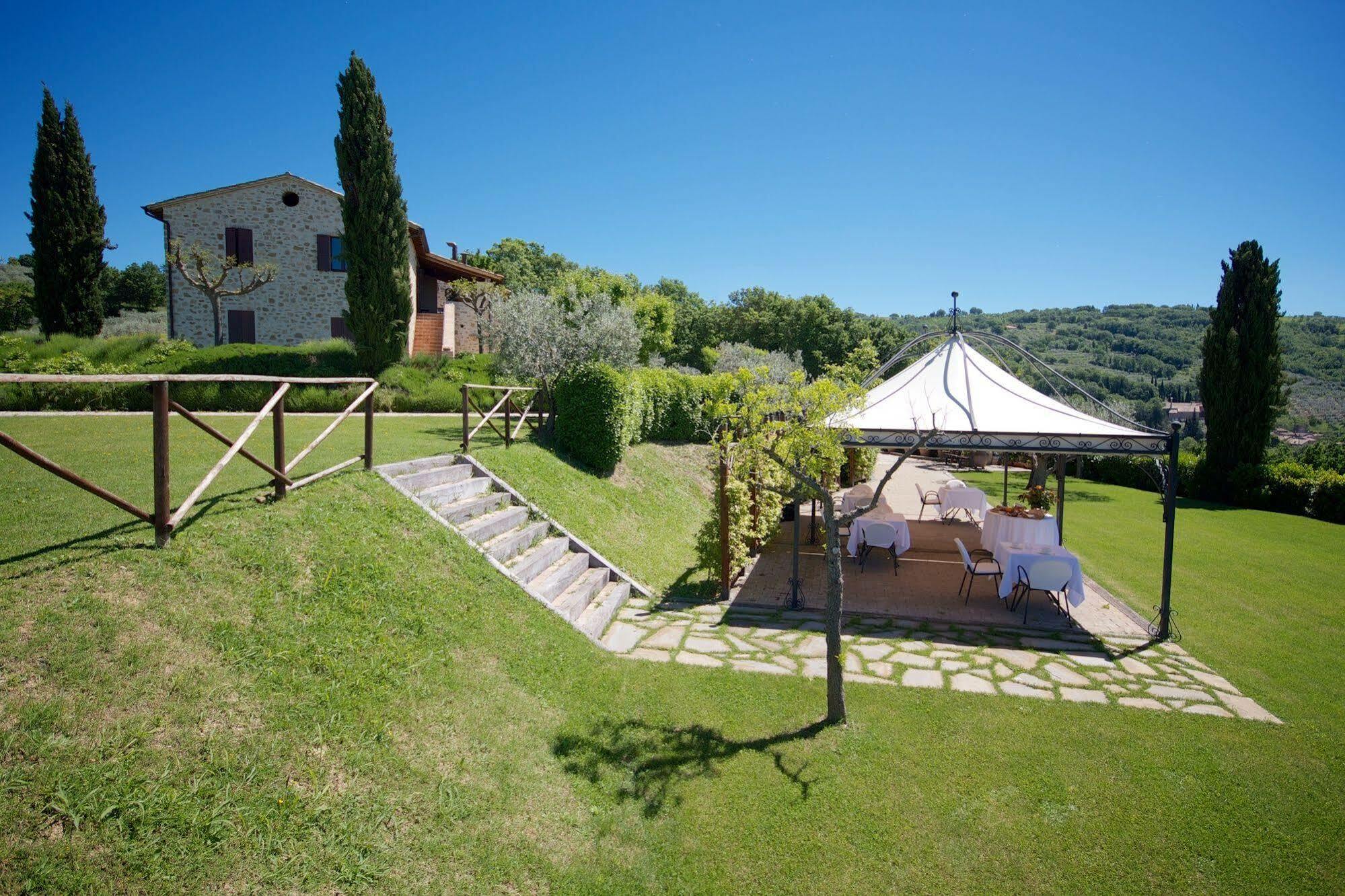 Agriturismo Le Colombe Assise Extérieur photo