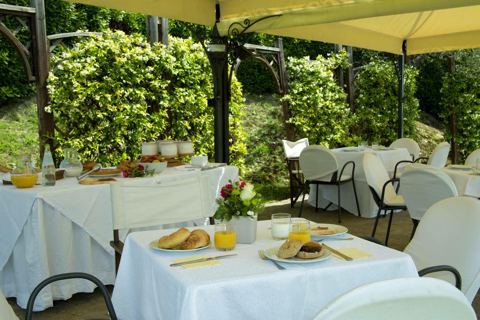 Agriturismo Le Colombe Assise Extérieur photo