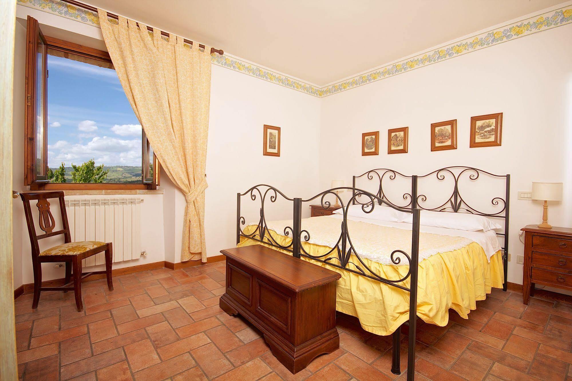 Agriturismo Le Colombe Assise Extérieur photo