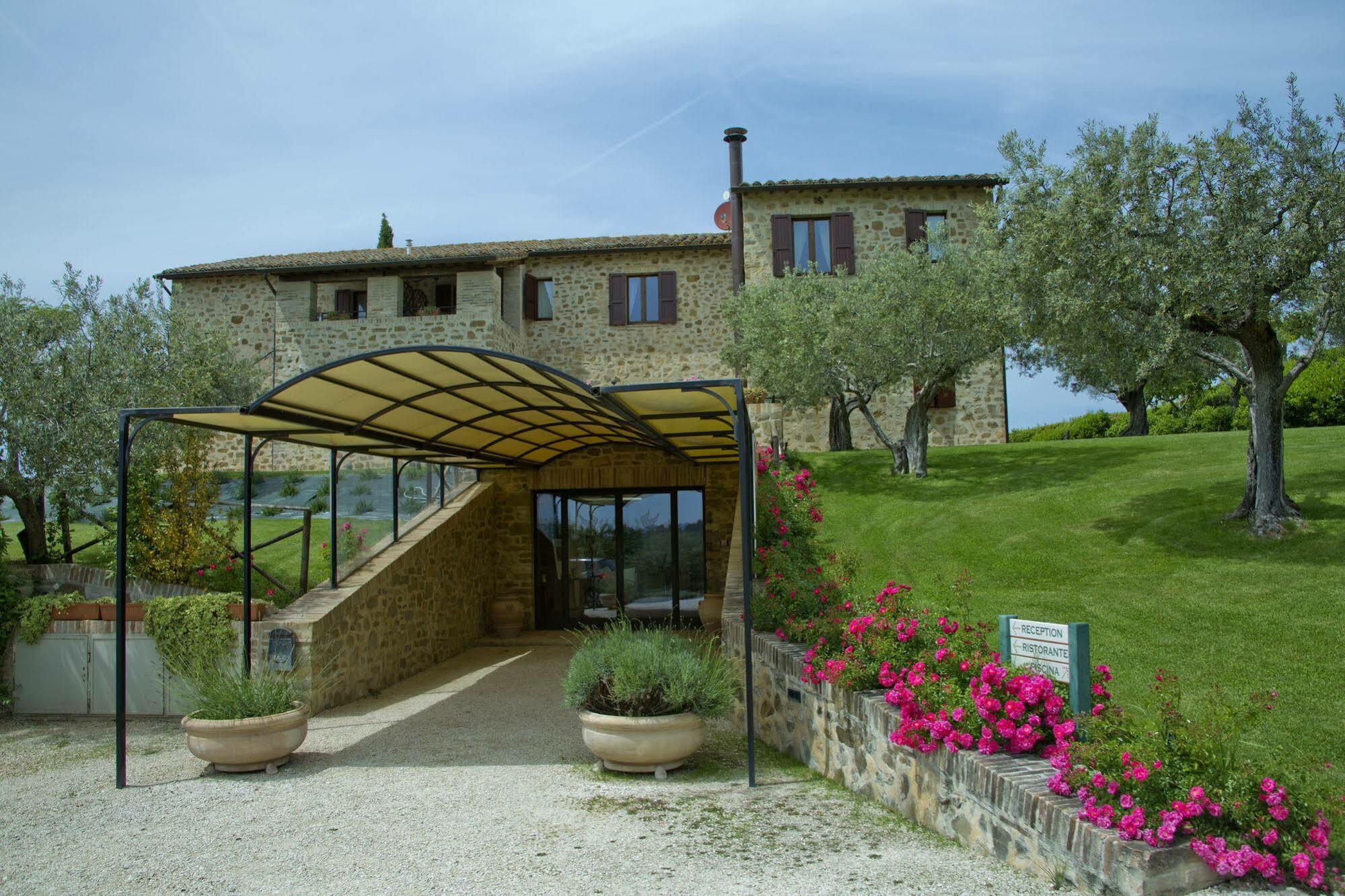 Agriturismo Le Colombe Assise Extérieur photo